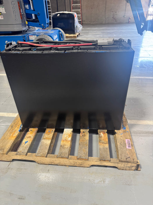 Used 18-125-11 Industrial Battery