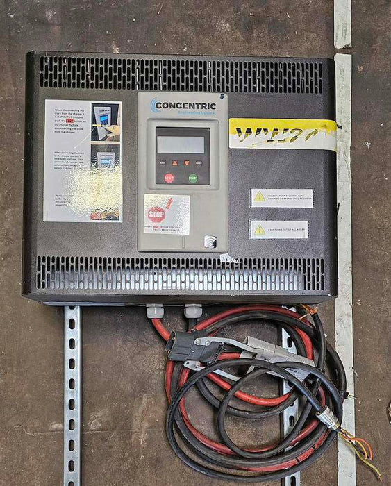 Surplus Power Designers Revolution RV-15.6-350-36 Charger